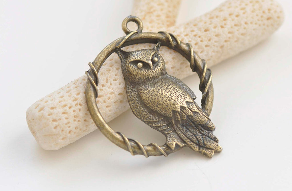 4 pcs Antique Bronze Round Owl Ring Charms Pendants 38x40mm A5506