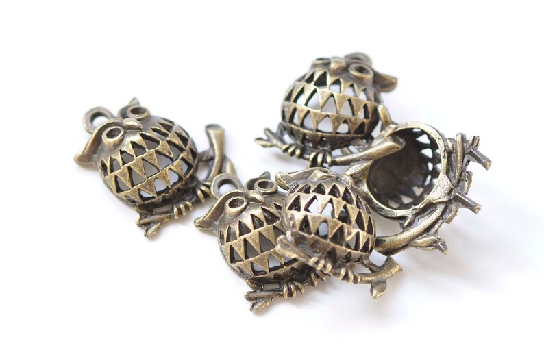 6 pcs Antique Bronze Filigree Owl Pendants Charms 22x25mm A6197