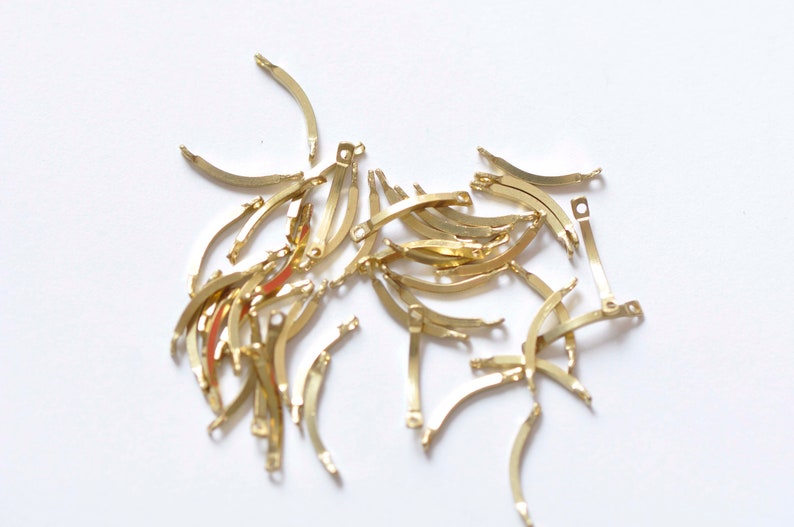 100 pcs Raw Brass Curved Connecting Rod Bar Link Jewelry Connector 13mm A3392