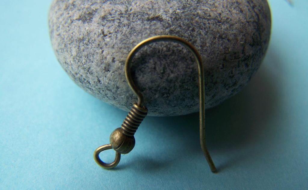100 pcs Antiqued Bronze Ball End Fish Hook Earwire 18mm A3251