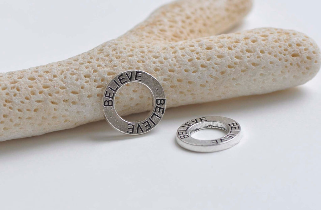 20 pcs of Antique Silver Round Believe Ring Charms 14mm A2233