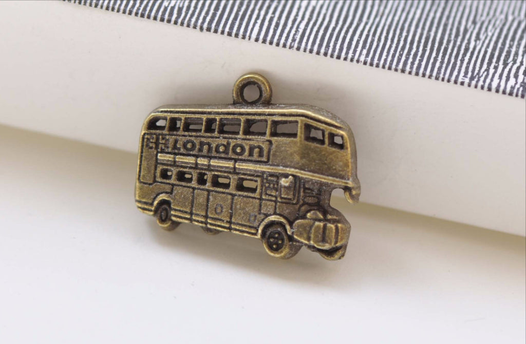 Double Decker London Bus Charms Antique Bronze Finish 17x25mm Set of 20 A8403