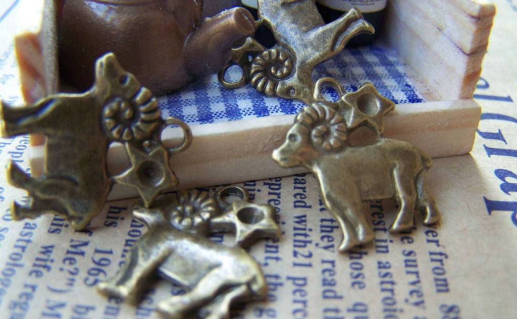 Ocean, Weather & Symbols - 10 pcs Antique Bronze Aries The Ram Constellation Charms 16mm A880
