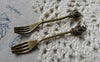 Accessories - 10 Pcs Antique Bronze Crown Forks Pendants Charms 8x60mm A6518