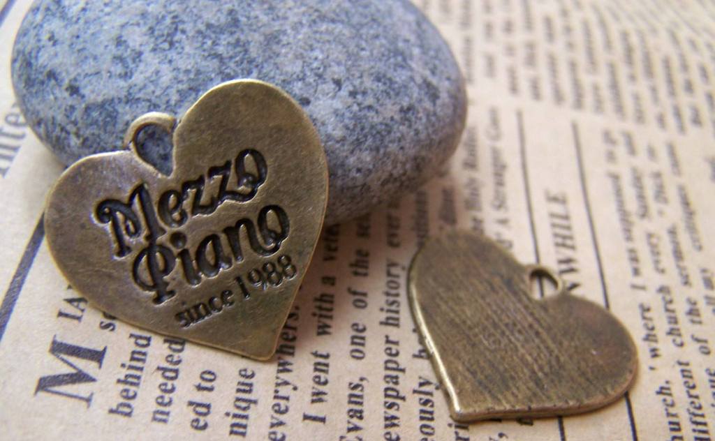 Accessories - 10 Pcs Antique Bronze Heart Charms 21x23mm A559