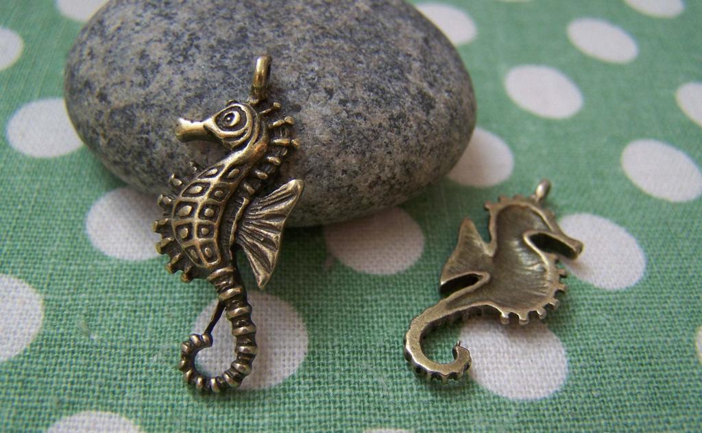 Accessories - 10 Pcs Antique Bronze Seahorse Charms 12x26mm A3401