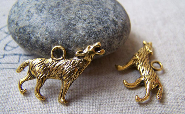 Accessories - 10 Pcs Antique Gold Wolf Howling Charms Pendants 20x26mm A5612