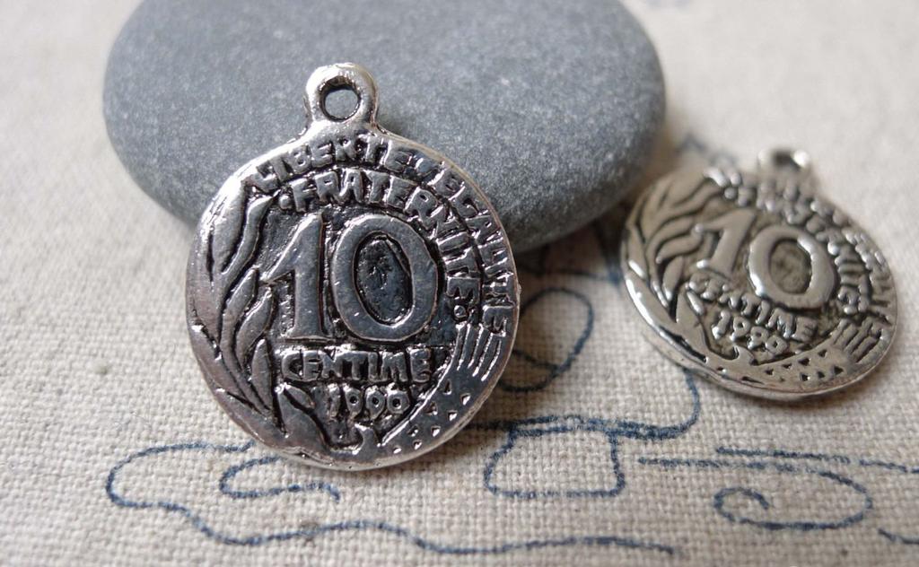 Accessories - 10 Pcs Antique Silver Coin Round Charms Double Sided 19mm A7242