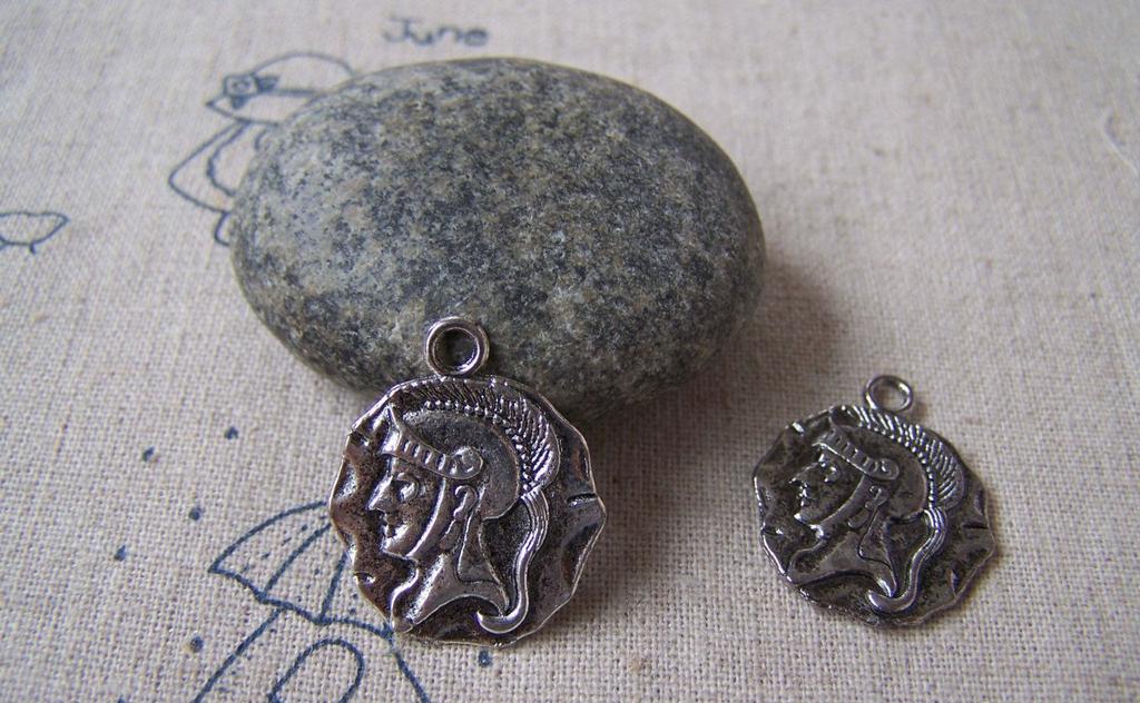 Accessories - 10 Pcs Antique Silver Roman Warrior Charms Pendant 19x23mm A5311