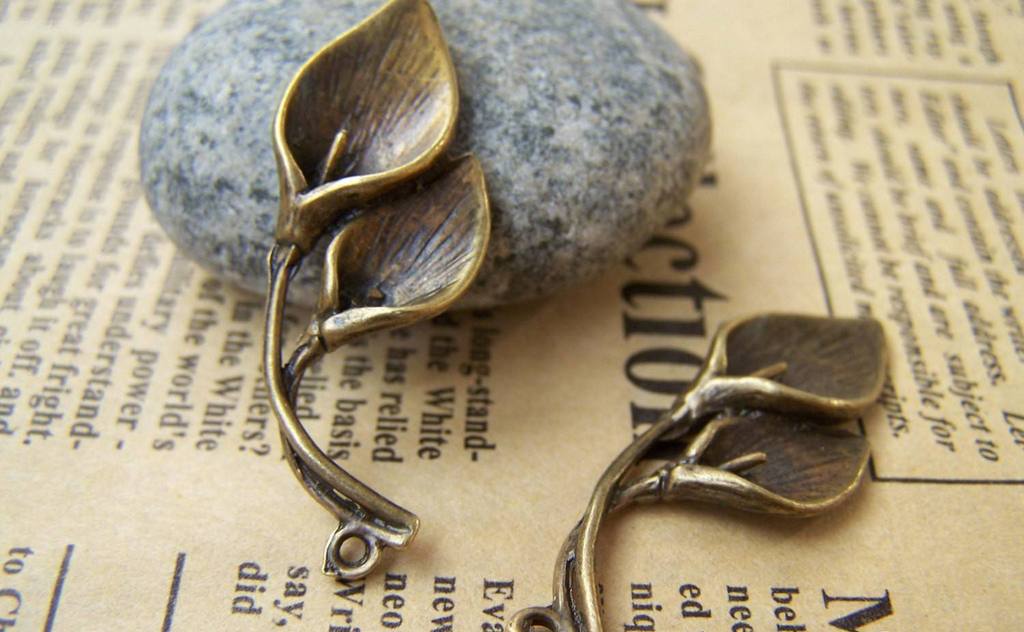 Accessories - 10 Pcs Calla Lily Pendants Antique Bronze Flower Charms 14x37mm A346