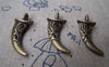Weapons, Tools & Skulls - 10 pcs Antique Bronze Bent Blade Machete Charms 13x30mm A2611