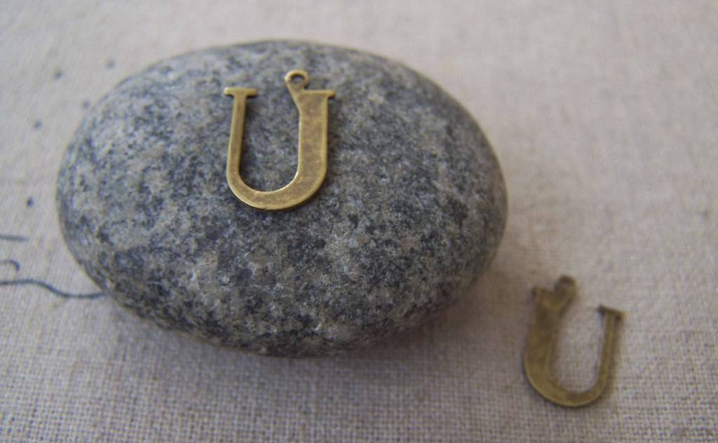 Accessories - 10 Pcs Of Antique Bronze Brass Alphabet Letter U Charms 10x15mm A2426