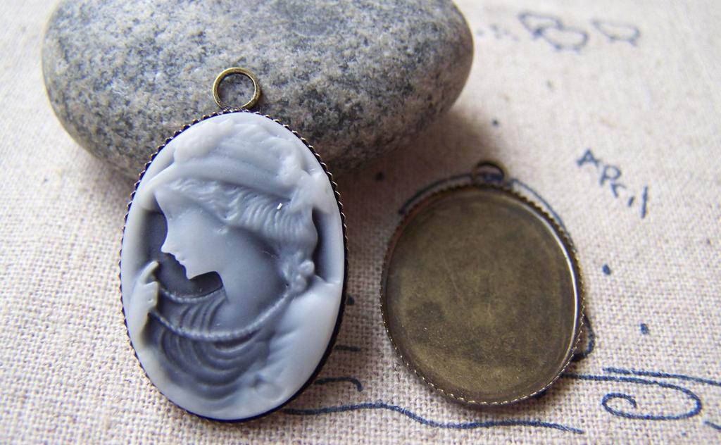Accessories - 10 Pcs Of Antique Bronze Brass Oval Sawtooth Base Settings Match 18x25mm Cabochon A3199