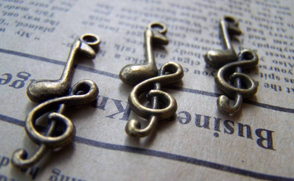 Accessories - 10 Pcs Of Antique Bronze Double Music Note Charms 11x32mm A1695
