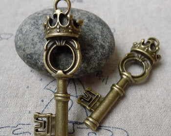 Accessories - 10 Pcs Of Antique Bronze Filigree Crown Key Pendants Charms  15x54mm  A6809