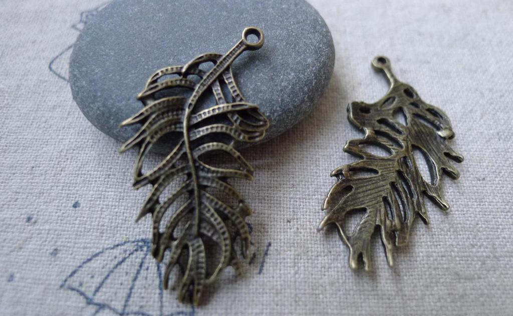Accessories - 10 Pcs Of Antique Bronze Filigree Feather Charms 19x37mm A7737