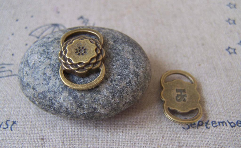Accessories - 10 Pcs Of Antique Bronze Flower Connector Charms 14x22mm A3795
