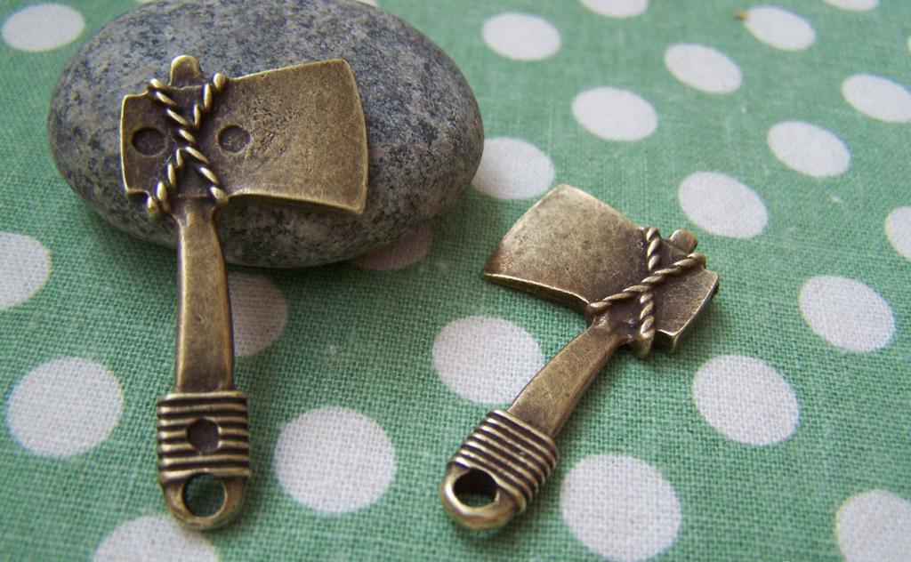Accessories - 10 Pcs Of Antique Bronze Hatchet Axe Charms 21x42mm A1485
