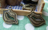 Accessories - 10 Pcs Of Antique Bronze Kiss Lips Mouth Charms 20x24mm A711