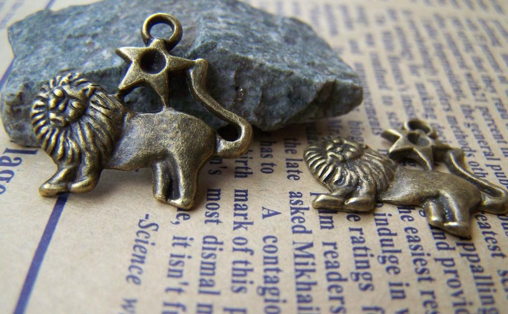 Accessories - 10 Pcs Of Antique Bronze Leo Lion Constellation Charms 20x24mm A628