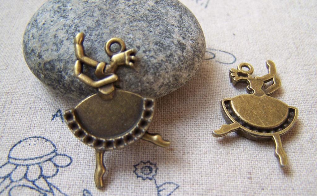 People, Profession & Hobby - 10 pcs Antique Bronze Ballet Girl Dancer Ballerina Charms A5688