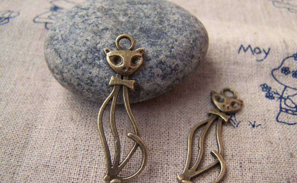 Accessories - 10 Pcs Of Antique Bronze Lovely Filigree Cat Charms 13x33mm A2668