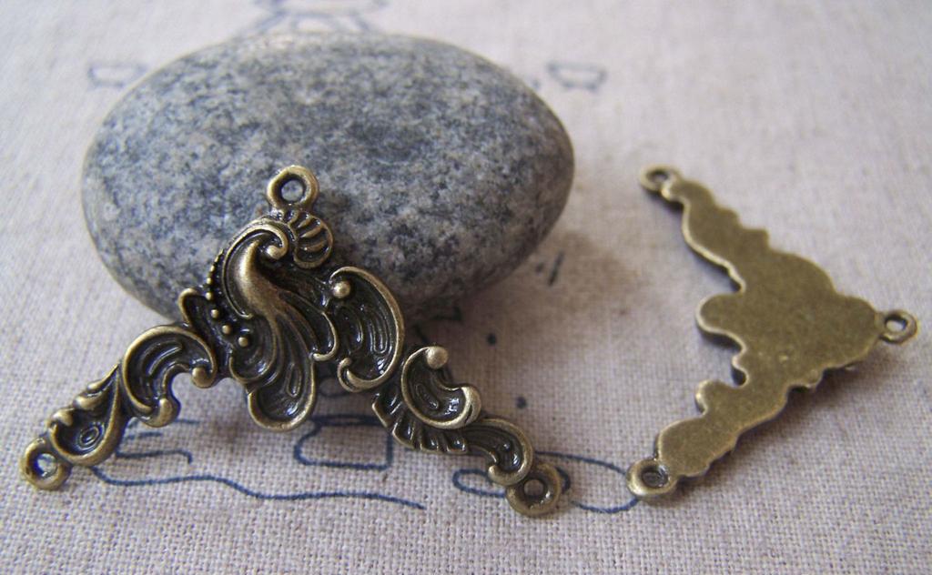 Accessories - 10 Pcs Of Antique Bronze Lovely Flower Connector Charms 28x40mm A4276