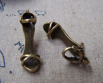 Accessories - 10 Pcs Of Antique Bronze Lovely High Heel Sandals Charms 16x28mm A3279