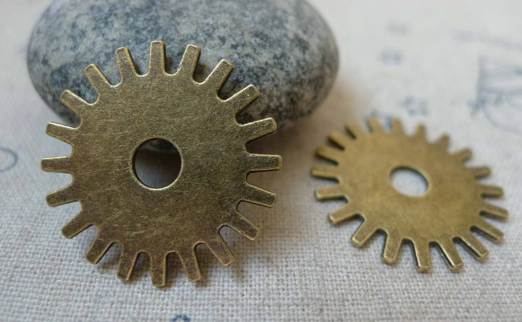 Accessories - 10 Pcs Of Antique Bronze Mechanical Watch Movement Gear Charms Pendants 25mm A5893