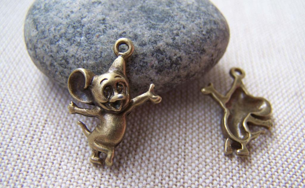 Accessories - 10 Pcs Of Antique Bronze Mouse Charms Pendants 16x20mm A635