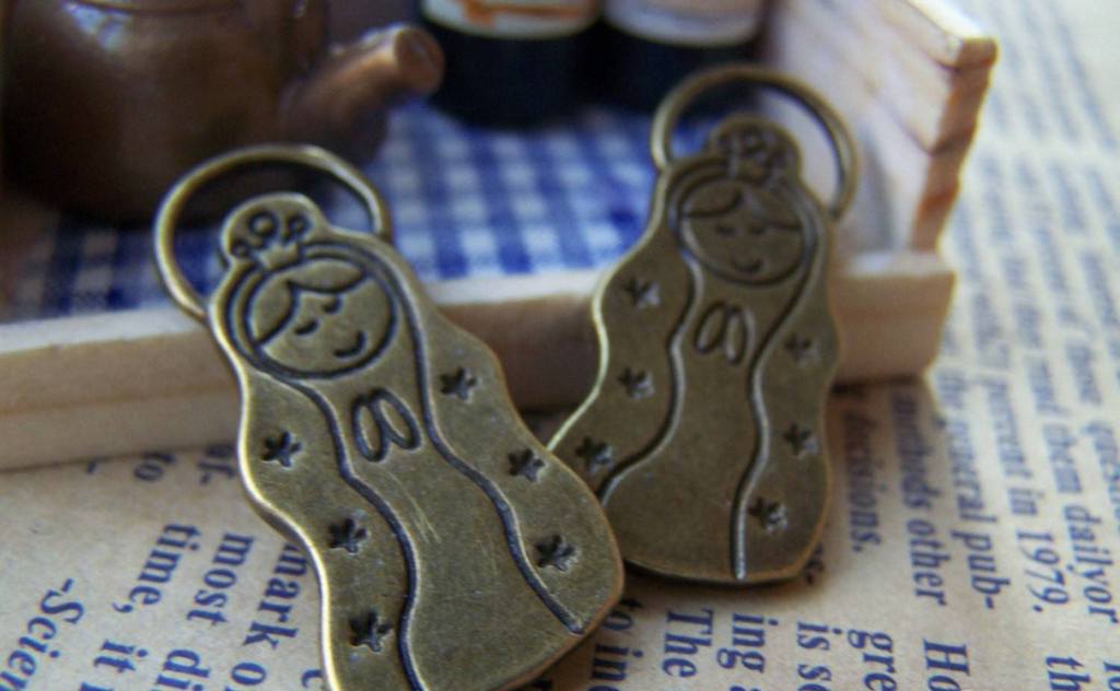 Accessories - 10 Pcs Of Antique Bronze Princess Girl Charms 13x30mm A712