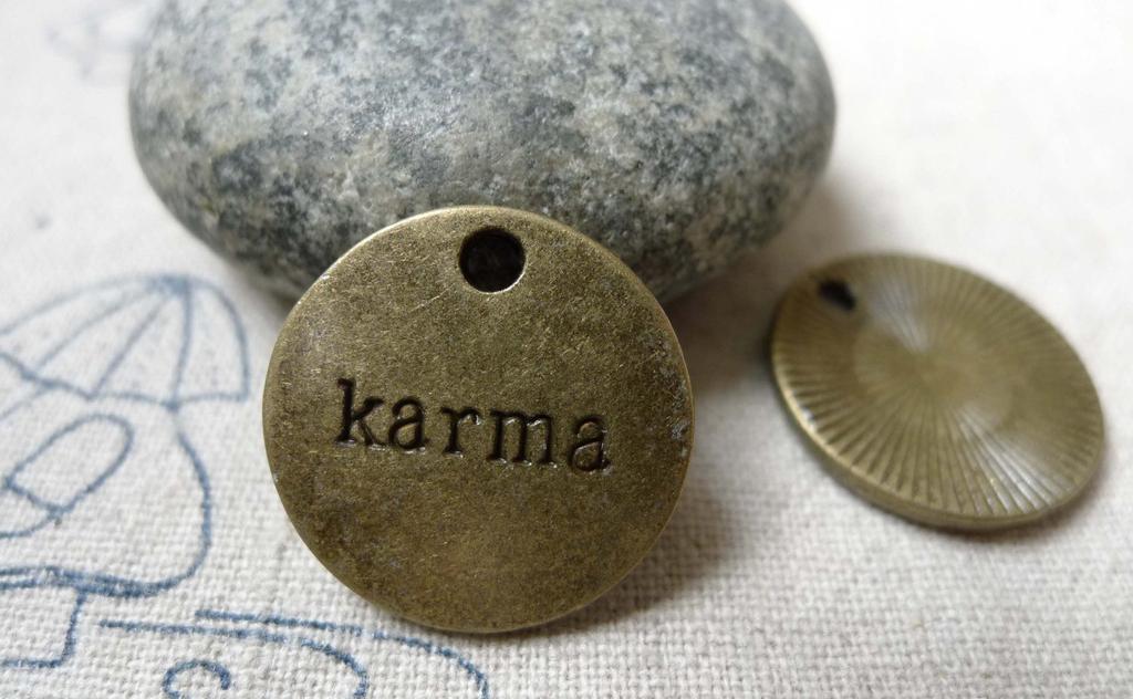 Accessories - 10 Pcs Of Antique Bronze Round Words Karma Charms20mm A6003