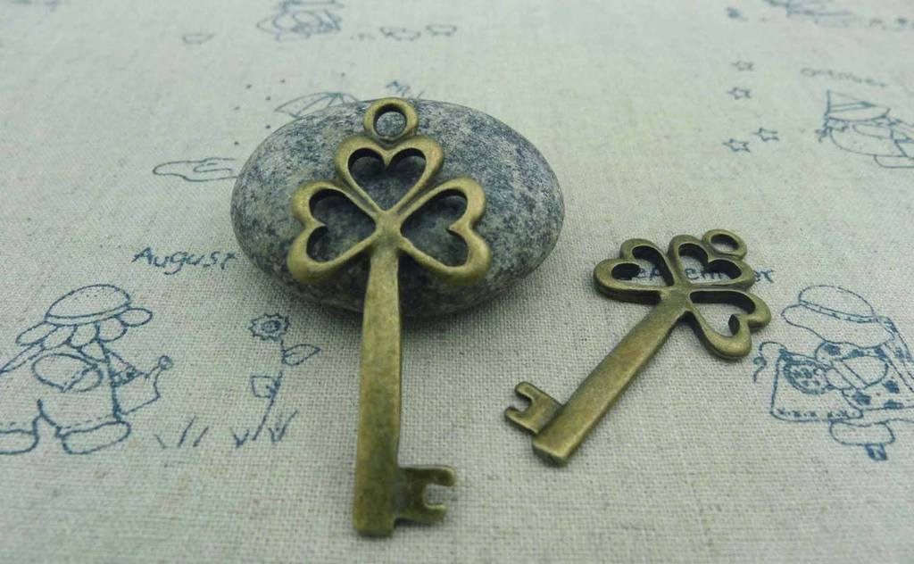 Accessories - 10 Pcs Of Antique Bronze Skeleton Key Charms 22x49mm A188