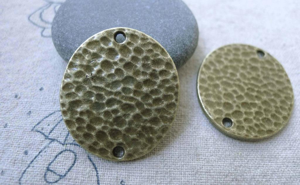 Accessories - 10 Pcs Of Antique Bronze Textured Flat Oval Connectors  28x31mm A7603