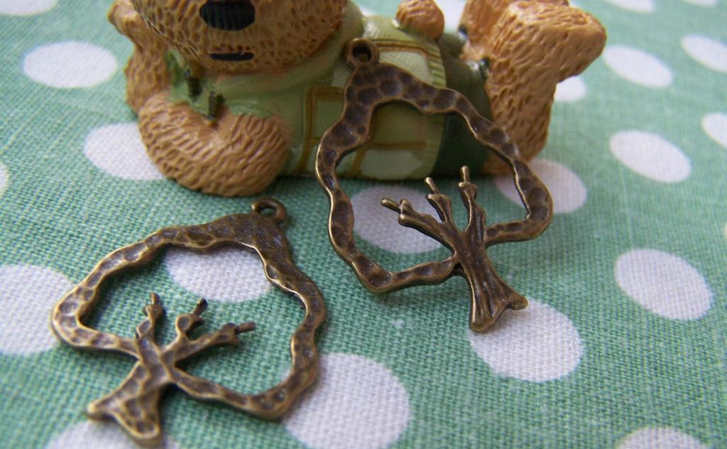 Accessories - 10 Pcs Of Antique Bronze Textured Tree Charms 21x26mm A323