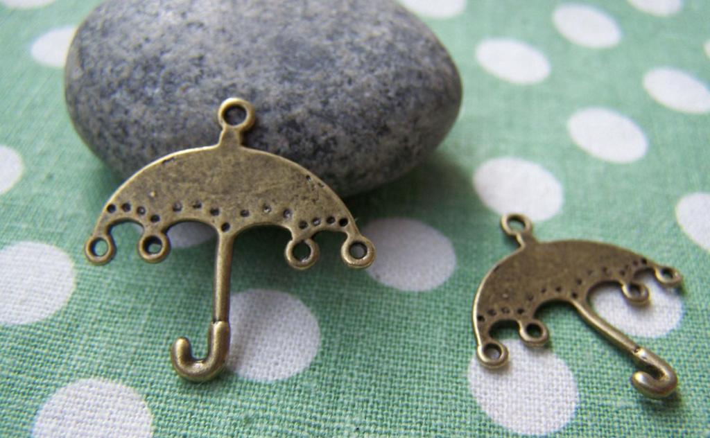 Accessories - 10 Pcs Of Antique Bronze Umbrella Chandelier Pendants Charms 25x25mm A1417