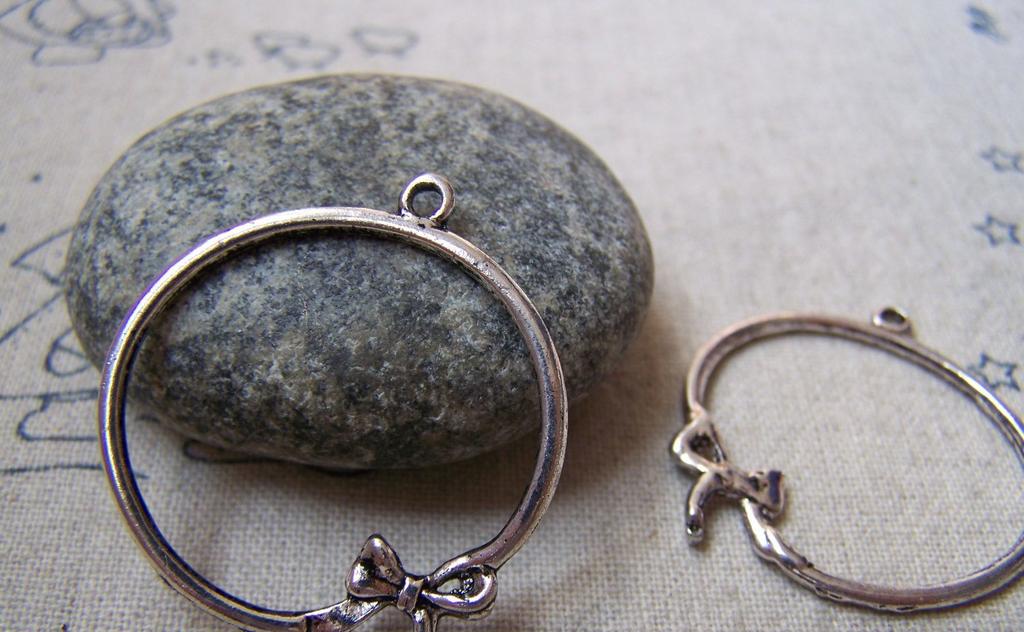 Accessories - 10 Pcs Of Antique Silver Bow Tie Ring Charms 29mm A5729