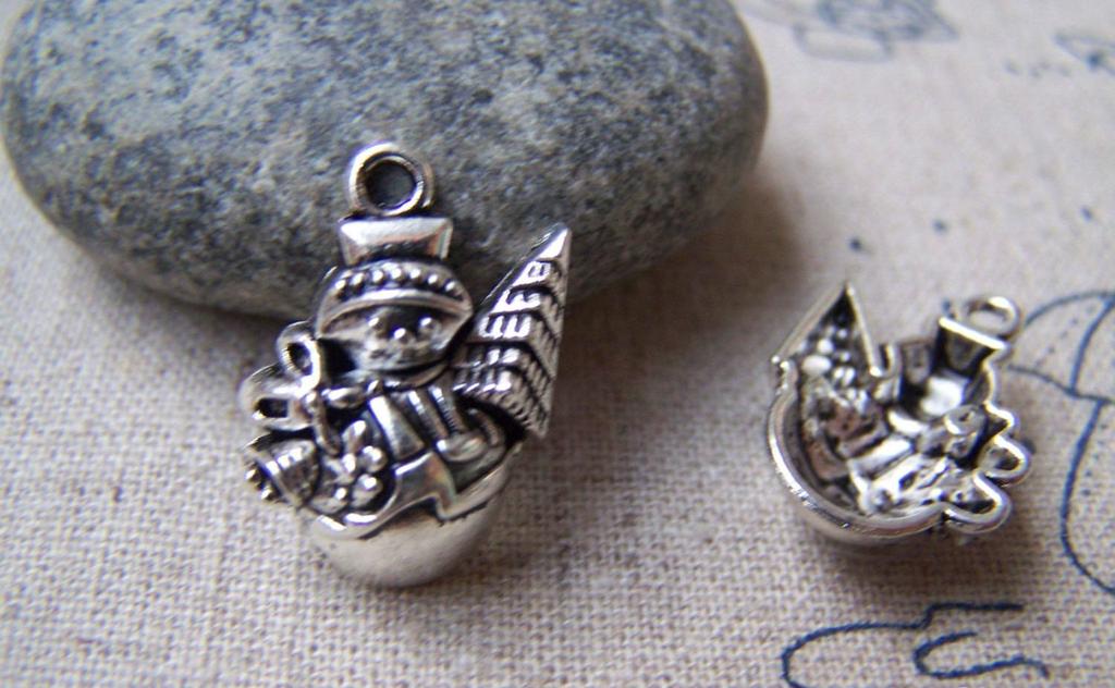 Accessories - 10 Pcs Of Antique Silver Christmas Snowman Charms 14x18mm A1525
