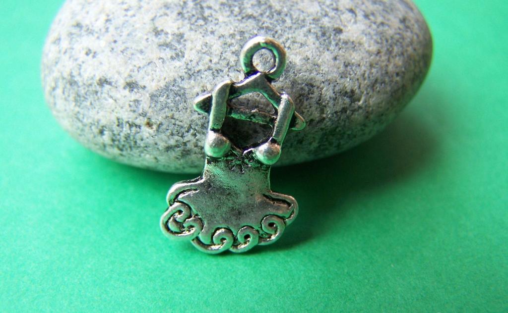 Accessories - 10 Pcs Of Antique Silver Dress Charms 12x20mm A2480