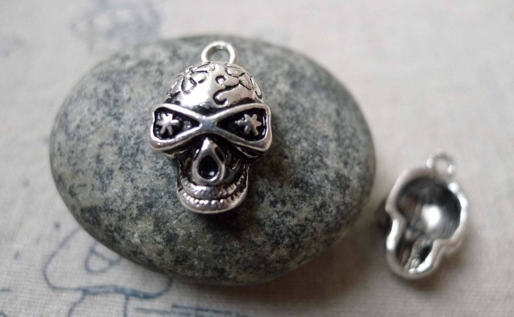 Accessories - 10 Pcs Of Antique Silver Flower Skull Charms 12x16mm A6377