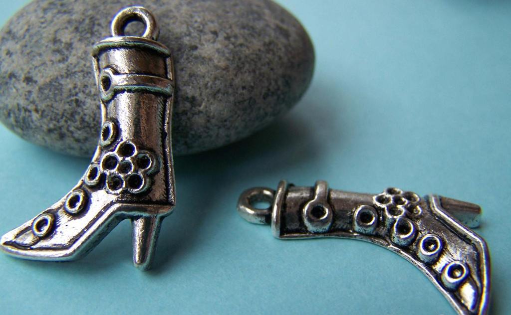 Accessories - 10 Pcs Of Antique Silver High Heel Boots Charms 19x28mm A3275
