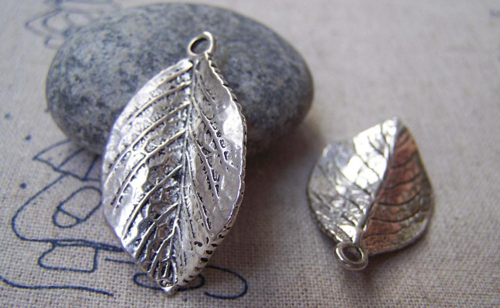 Accessories - 10 Pcs Of Antique Silver Lovely Leaf Charms 20x35mm A5187