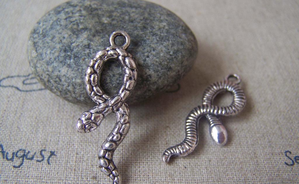 Accessories - 10 Pcs Of Antique Silver Lovely Snake Charms 11x30mm A4560
