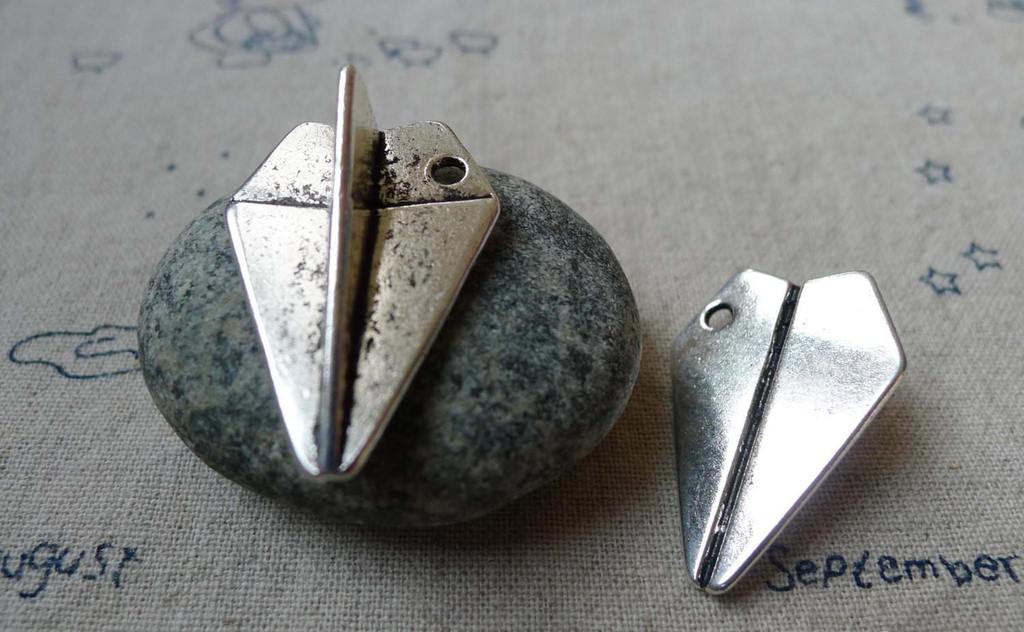 Accessories - 10 Pcs Of Antique Silver Paper Plane Charms Pendants 21x31mm A5467