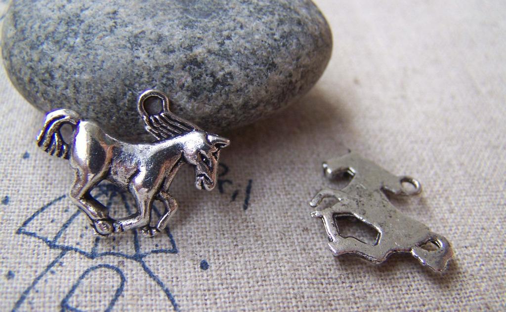 Accessories - 10 Pcs Of Antique Silver Running Horse Charms 15x18mm A1177