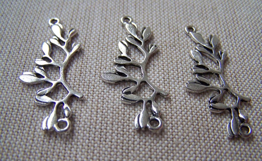 Accessories - 10 Pcs Of Antique Silver Tree Branch Connectors Charms 16x38mm A996