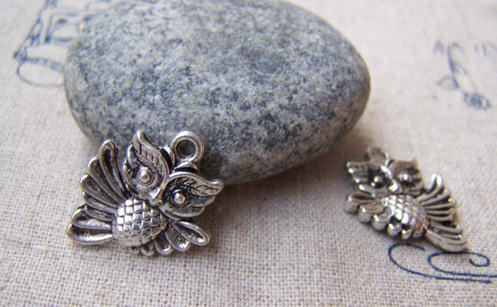 Accessories - 10 Pcs Of Tibetan Silver Antique Silver Lovely Owl Charms Double Sided 17x20mm A1850