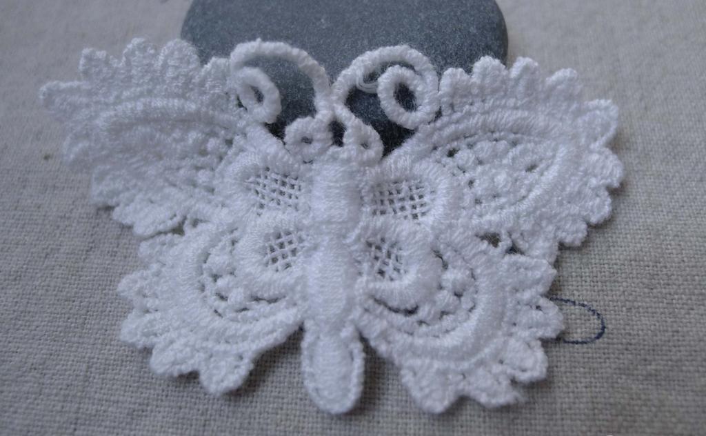 Accessories - 10 Pcs White Color Filigree Floral Butterfly Cotton Lace Doily 40x70mm A7593