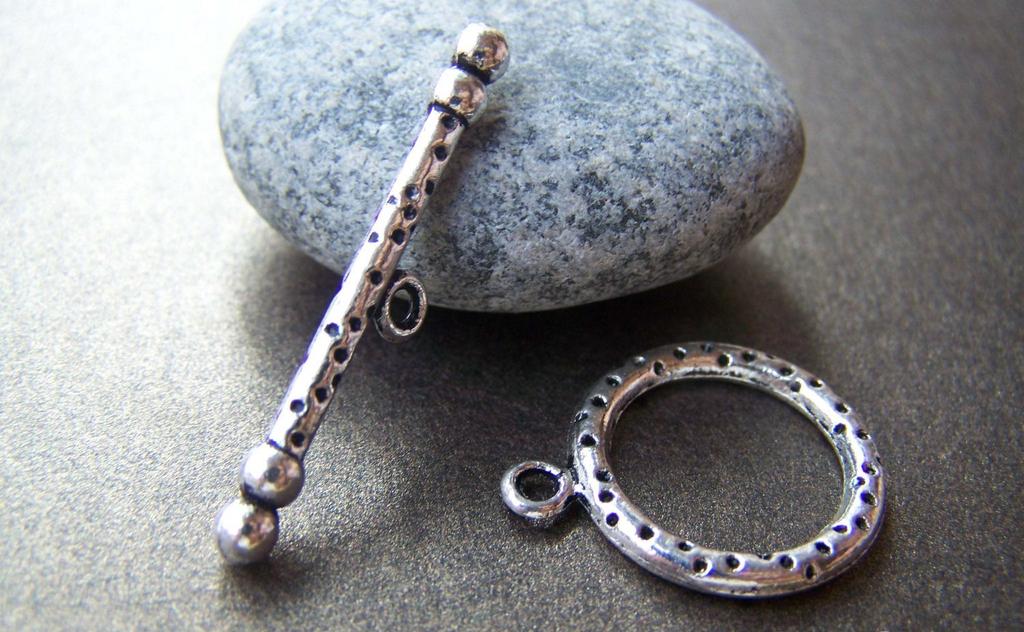 Accessories - 10 Sets Antique Silver Dotted Toggle Clasps A1261