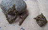 Accessories - 10 Sets Of Antique Bronze Oval Textured Flower Toggle Clasps 17x24mm A228